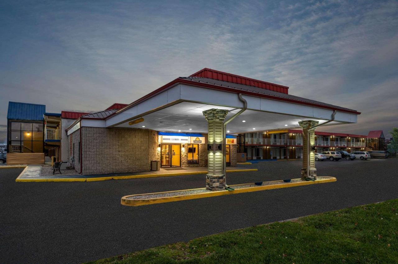 Hotel Super 8 By Wyndham Perrysburg-Toledo Exteriér fotografie
