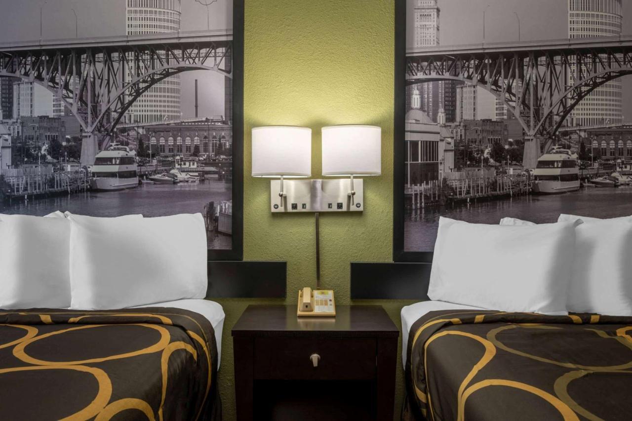 Hotel Super 8 By Wyndham Perrysburg-Toledo Exteriér fotografie
