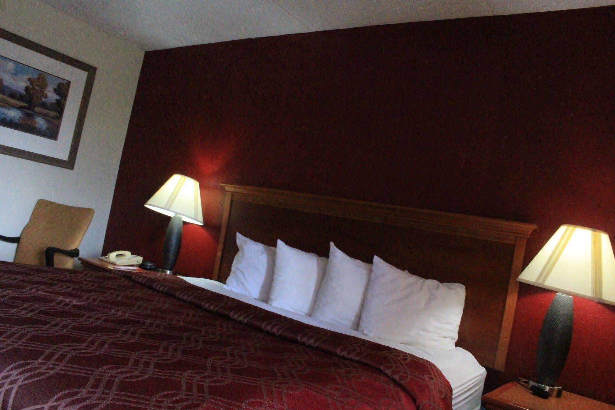 Hotel Super 8 By Wyndham Perrysburg-Toledo Exteriér fotografie