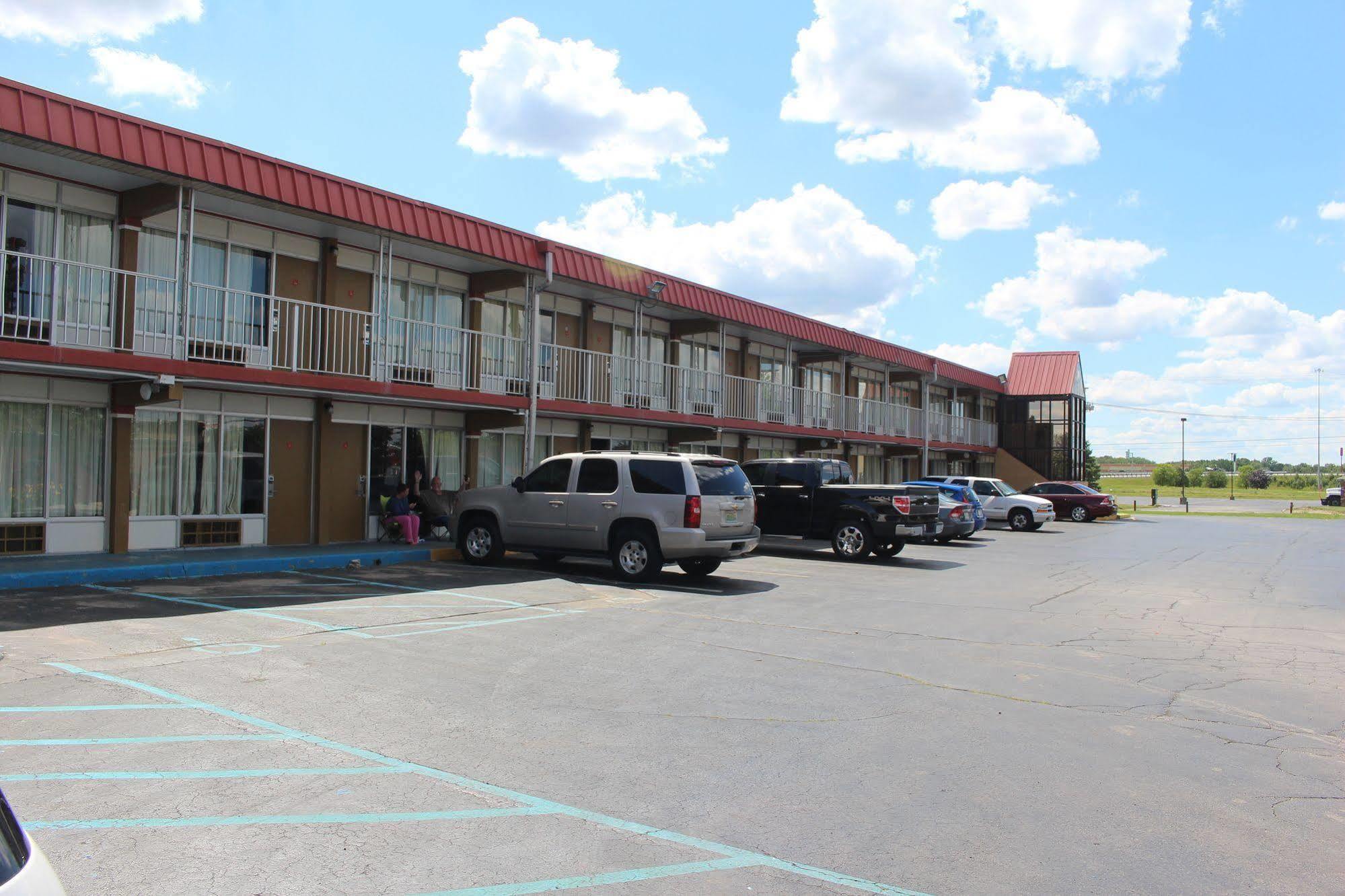 Hotel Super 8 By Wyndham Perrysburg-Toledo Exteriér fotografie