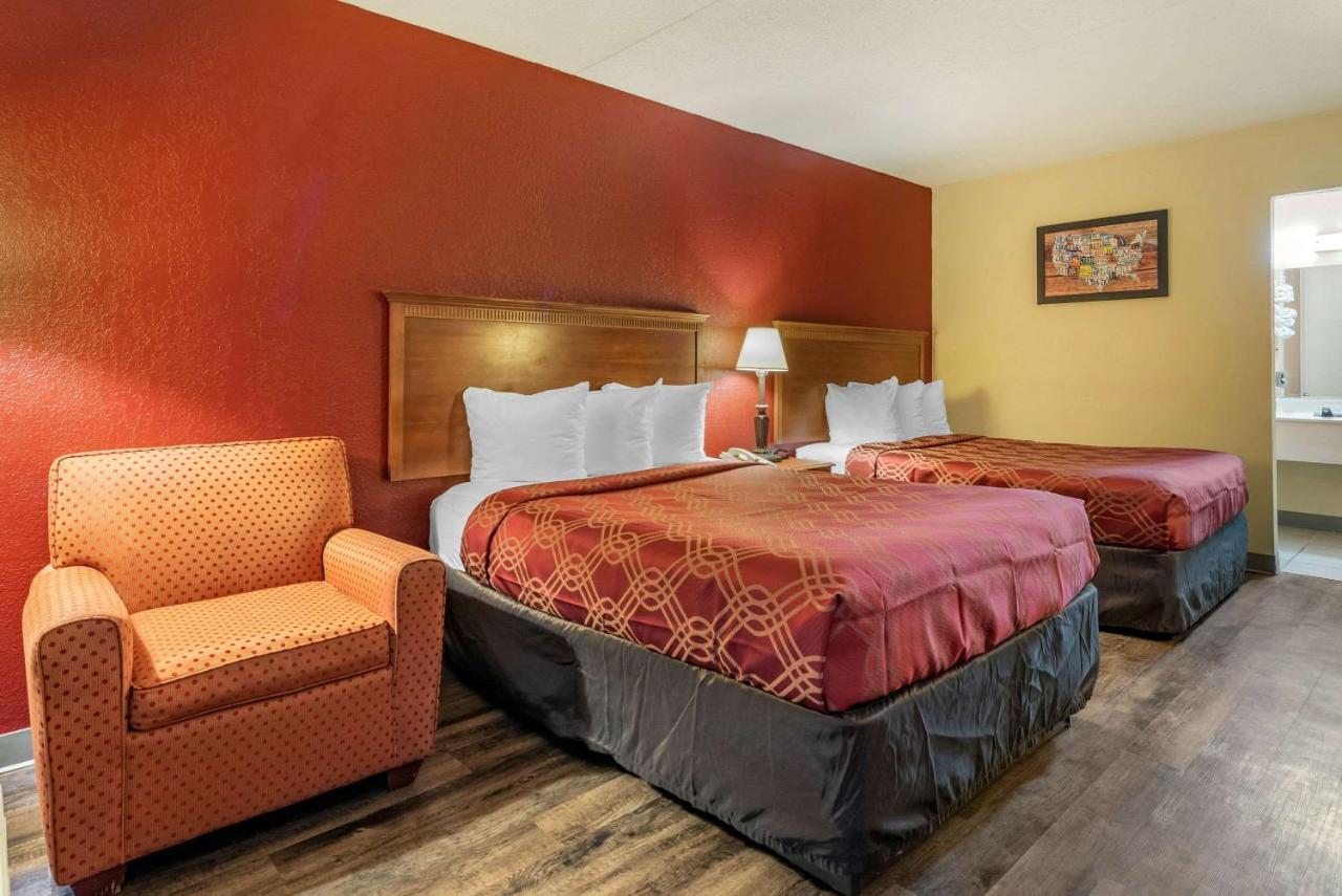 Hotel Super 8 By Wyndham Perrysburg-Toledo Exteriér fotografie
